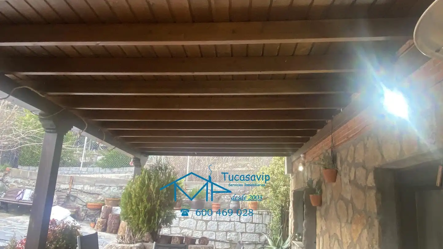 Houses for sale in El Tiemblo