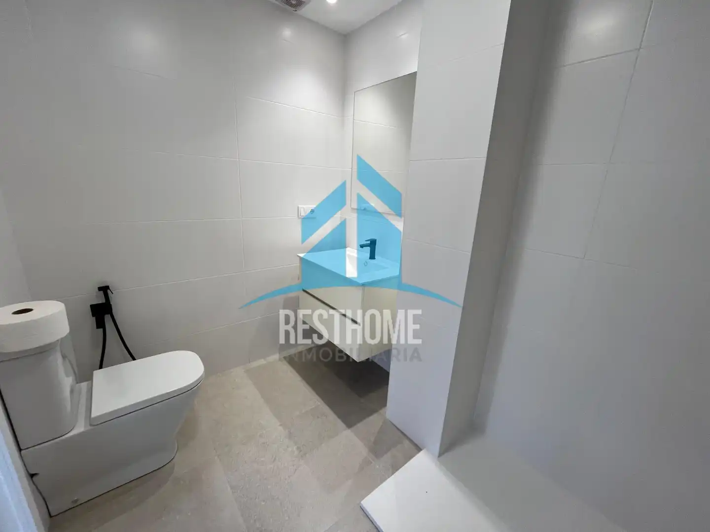 Bathroom of Attic for sale in Cullera  with Air Conditioner, Terrace and Storage room