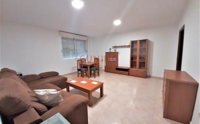 Living room of Flat for sale in Cáceres Capital  with Air Conditioner and Terrace