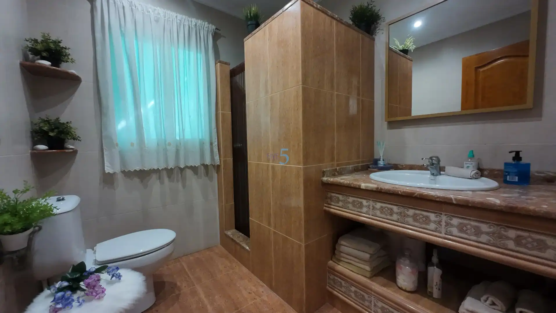 Baño de Casa adosada en venta en Almoradí con Aire acondicionado, Calefacción y Terraza