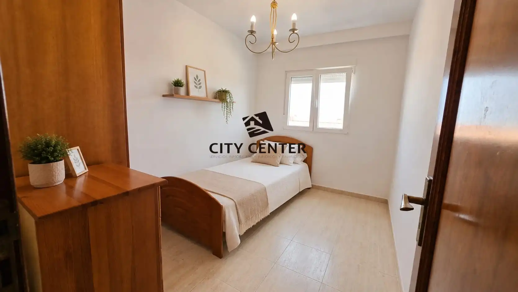 Habitación de Casa adosada en venta en Granadilla de Abona con Aire acondicionado, Terraza y Amueblado
