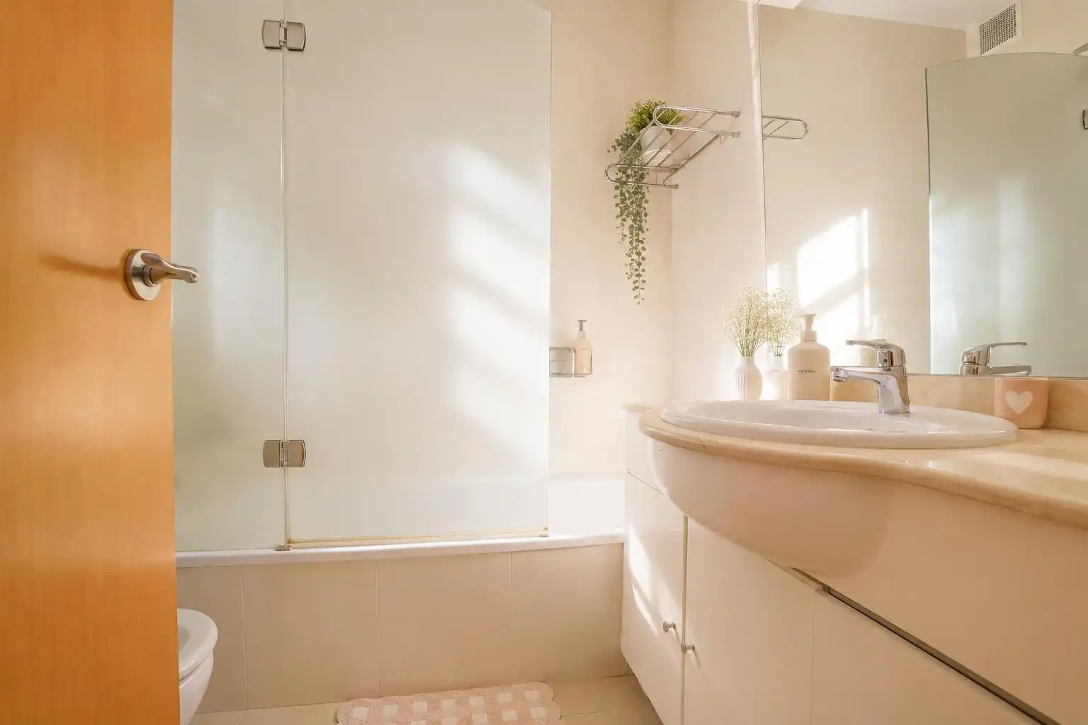 Badezimmer von Einfamilien-Reihenhaus zum Verkauf in Reus mit Heizung, Privatgarten und Terrasse