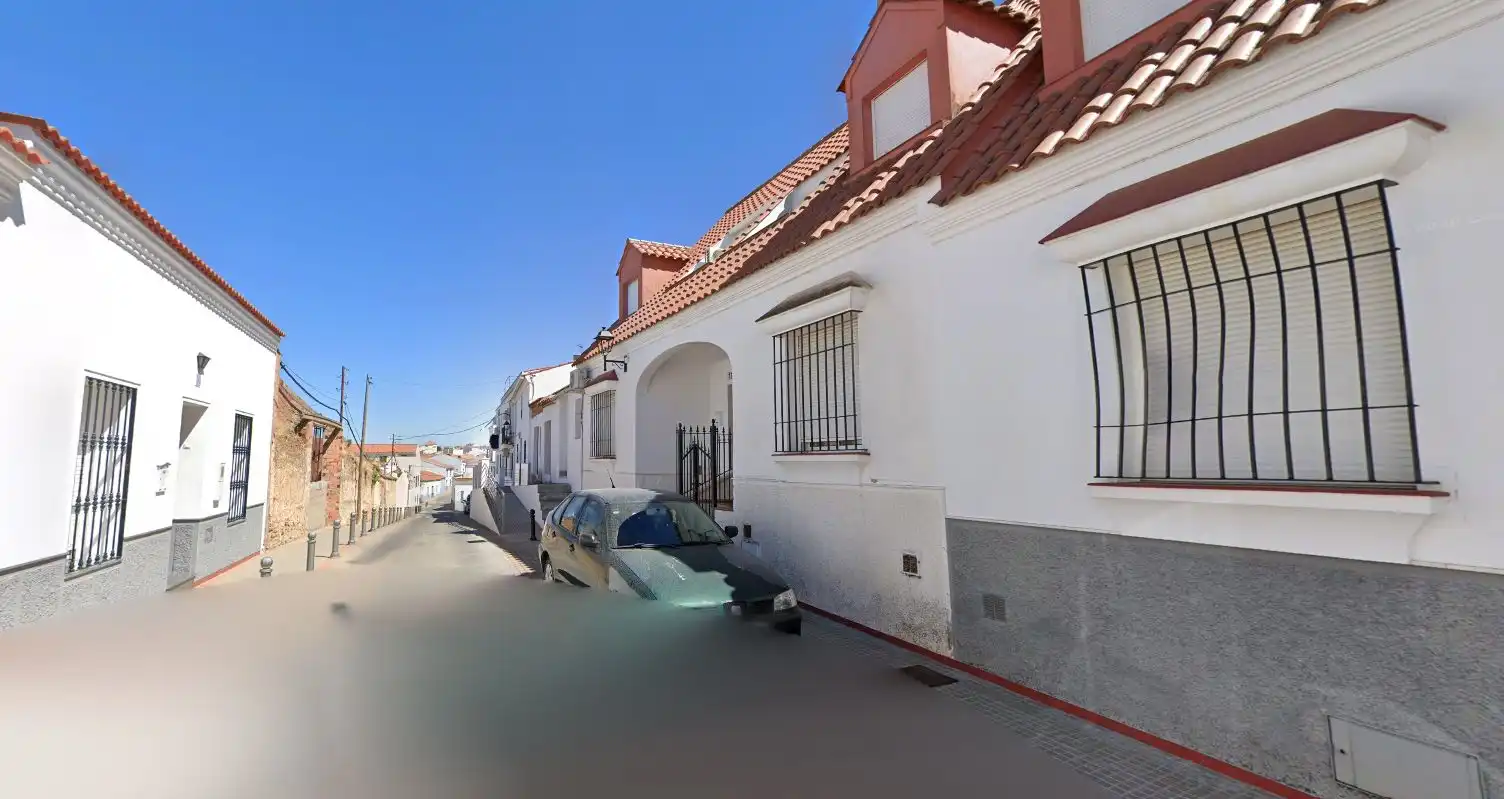 Adossat en venda a Fuente de Cantos, imagen 2