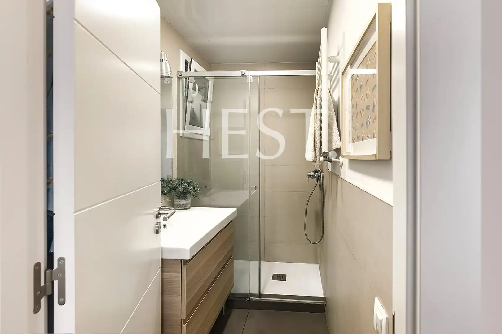 Baño de Piso en venta en Barcelona con Calefacción, Parquet y Trastero