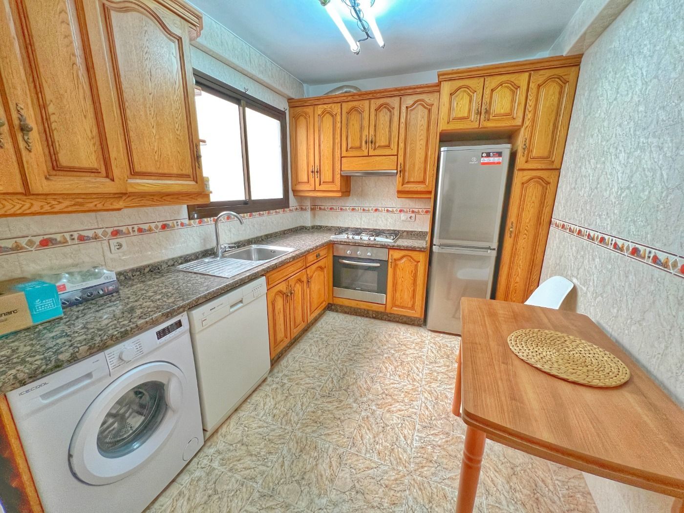 Kitchen of Flat to rent in Elda  with Balcony
