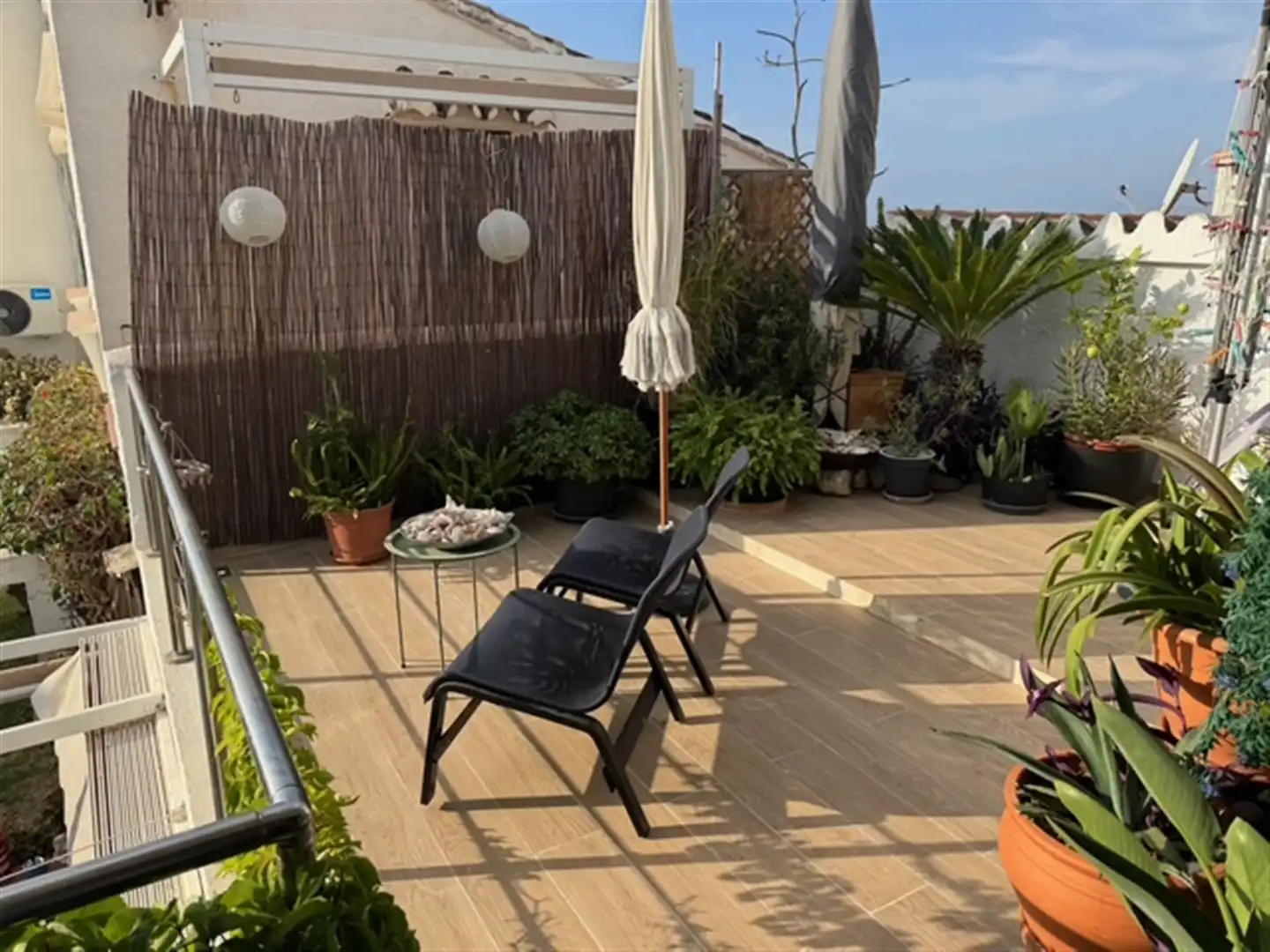 Terrassa de Casa adosada en venda en Estepona