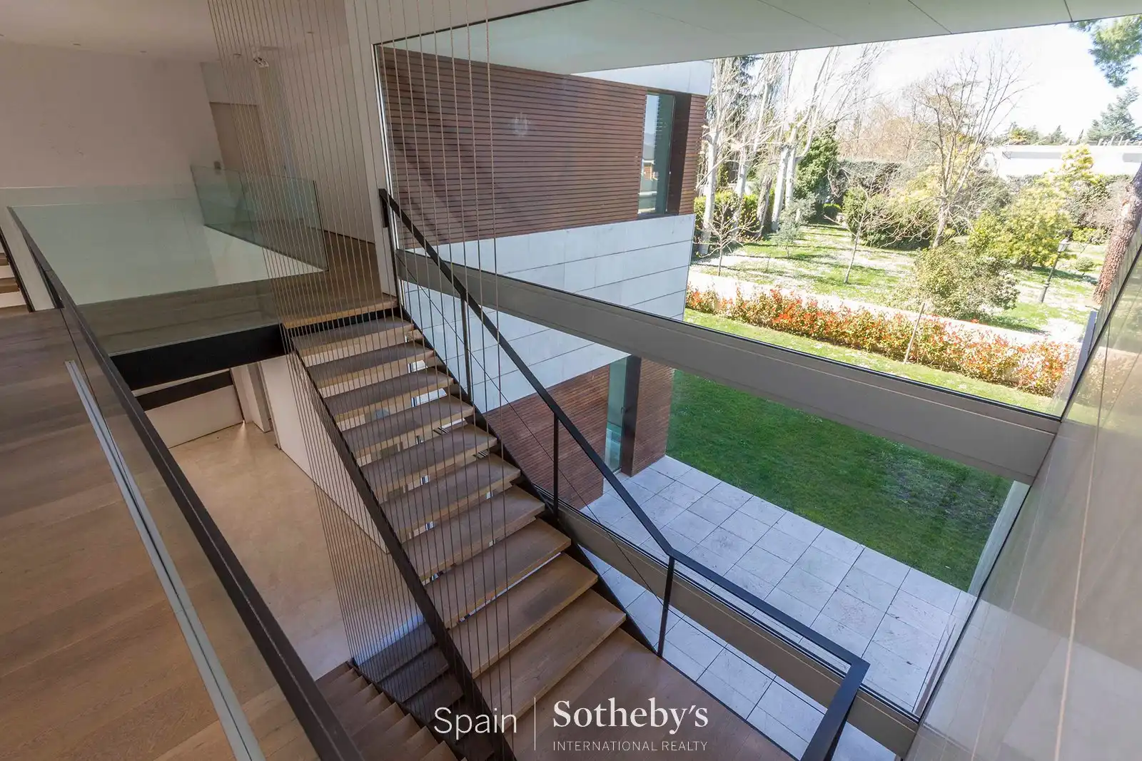 Casa o chalet en venta en Madrid con Aire acondicionado, Calefacción y Jardín privado
