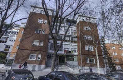 Flat for sale in C/ Casalarreina , Ambroz
