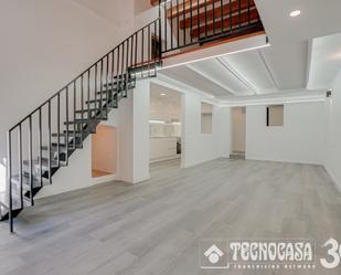 Flat for sale in  Barcelona Capital  with Air Conditioner and Parquet flooring