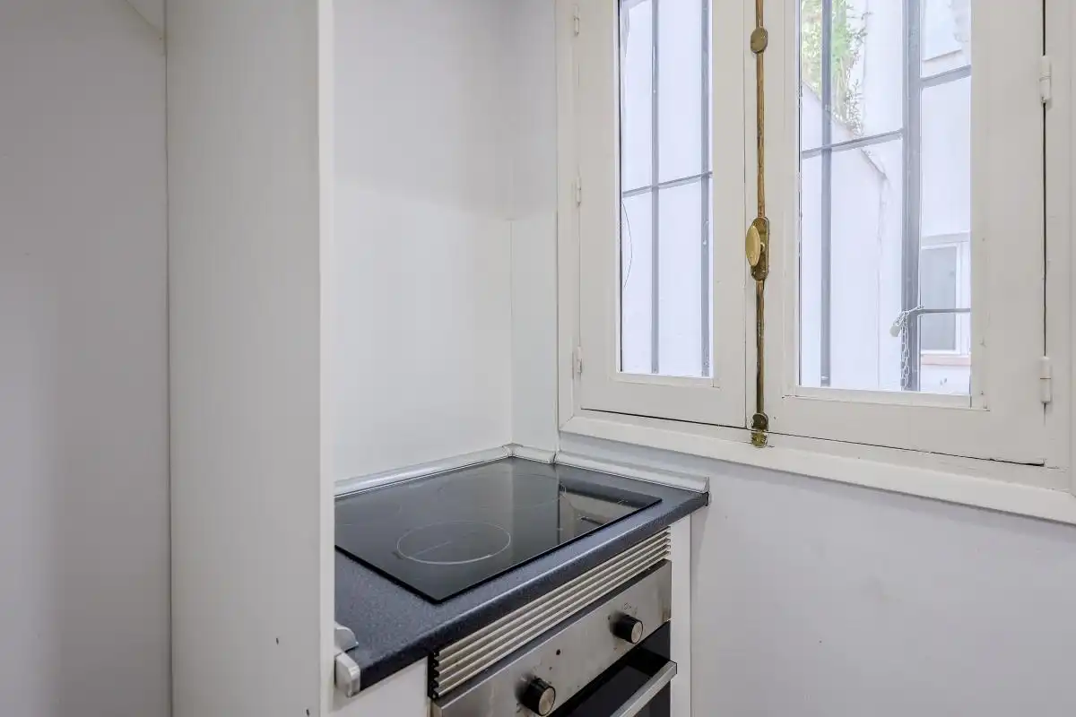 Küche von Erdgeschoss zum Verkauf in Madrid mit Heizung