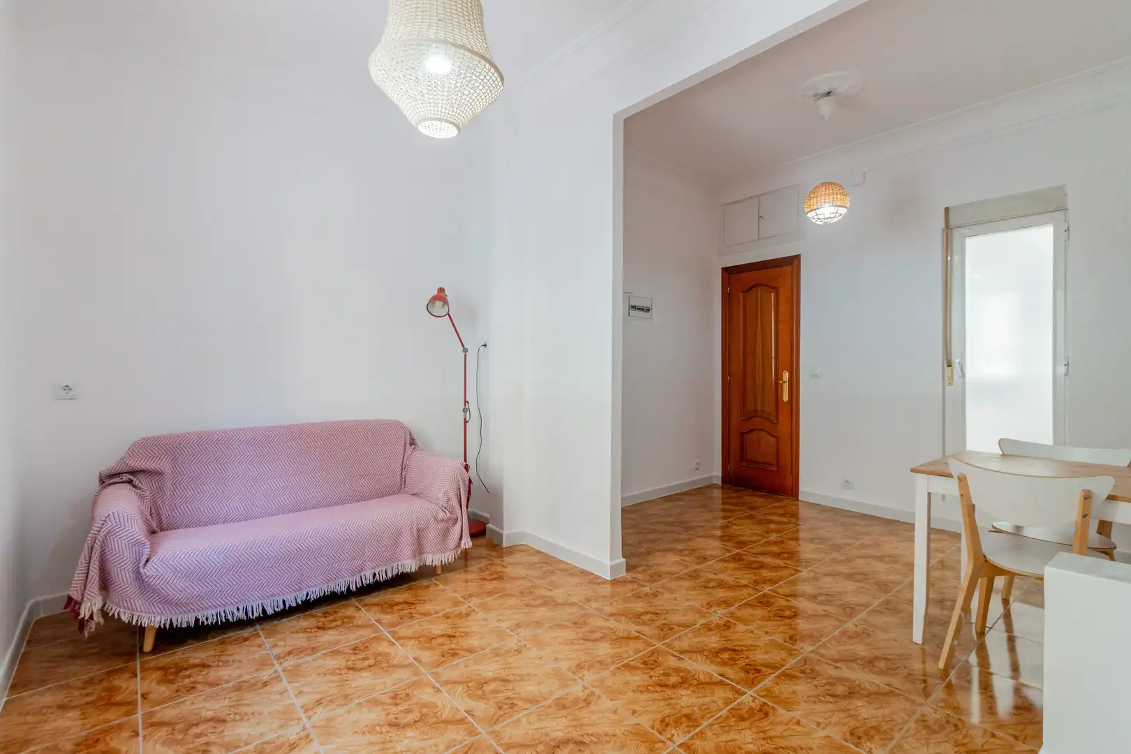 Living room of Ground floor for sale in Madrid  with Furnished