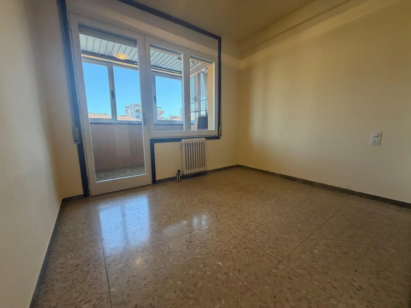 Flat with terrace for sale in Calle Emili Grahit, imagen 36