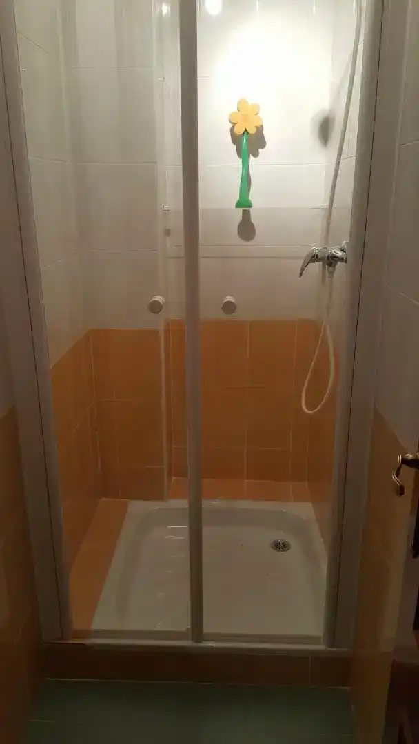 Baño de Piso en venta en Azuaga con Aire acondicionado, Trastero y Amueblado