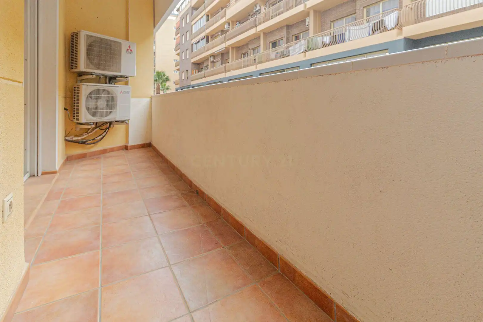 Terraza de Apartamento en venta en Calpe / Calp con Aire acondicionado, Trastero y Piscina comunitaria