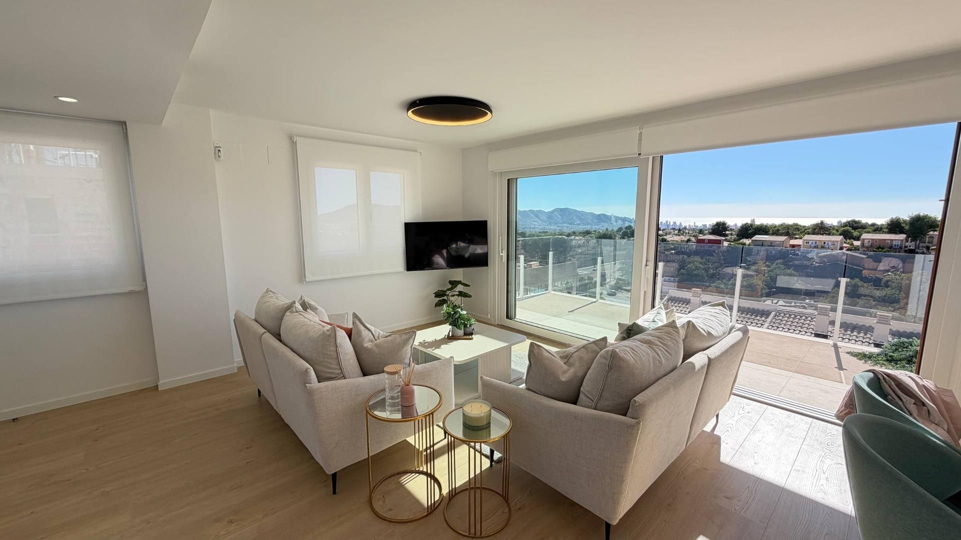 Sala de estar de Dúplex en venta en La Nucia con Aire acondicionado, Terraza y Piscina