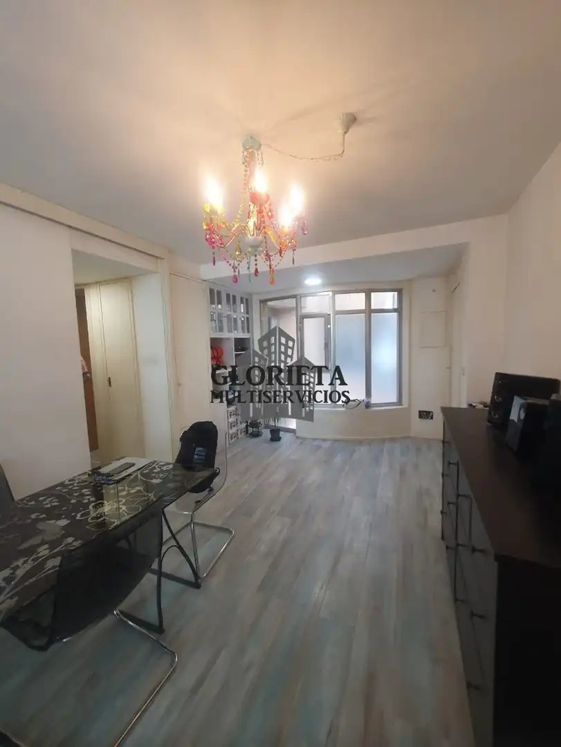 Piso en venta en Vigo  con Calefacción, Trastero y Amueblado