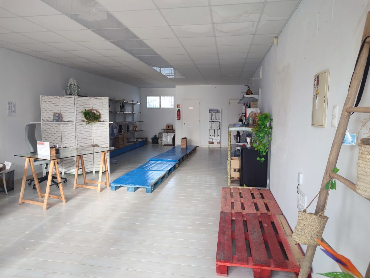 House or chalet for sale in Conil de la Frontera  with Air Conditioner, Terrace and Storage room