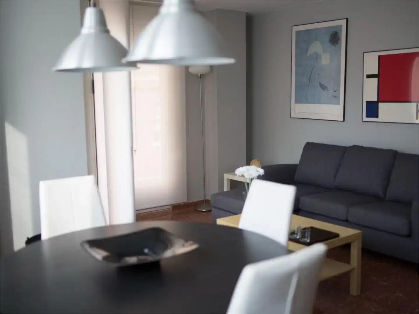 Sala d'estar de Pis de lloguer en Valencia amb Aire condicionat, Moblat i Balcó