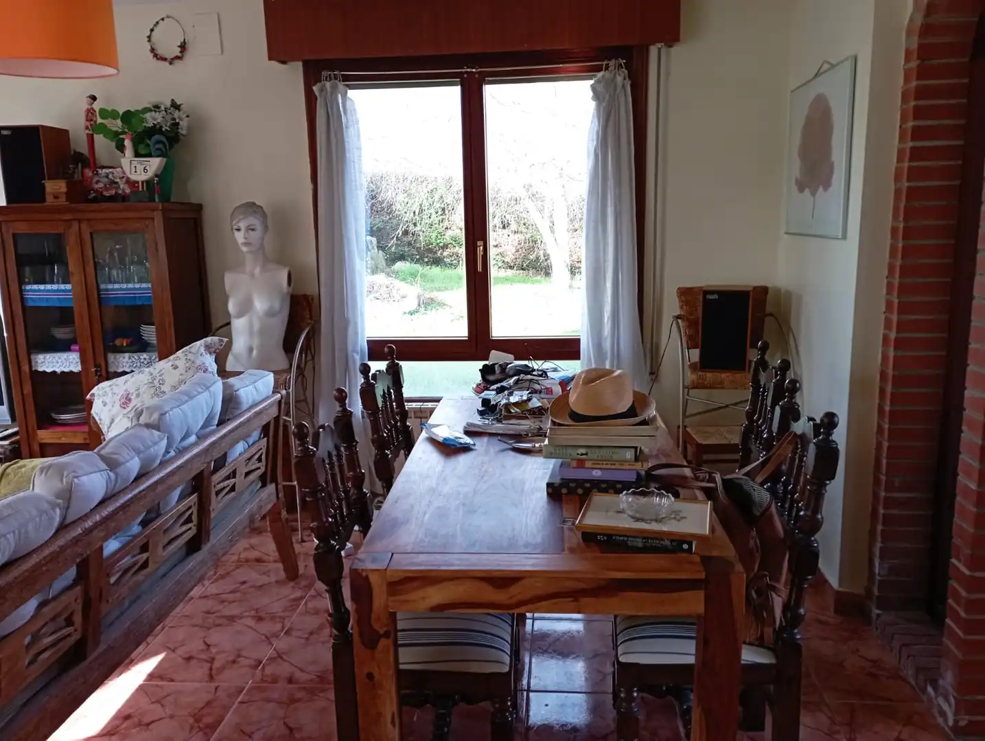 Menjador de Casa adosada de lloguer en Espinosa de los Monteros amb Calefacció, Jardí privat i Parquet