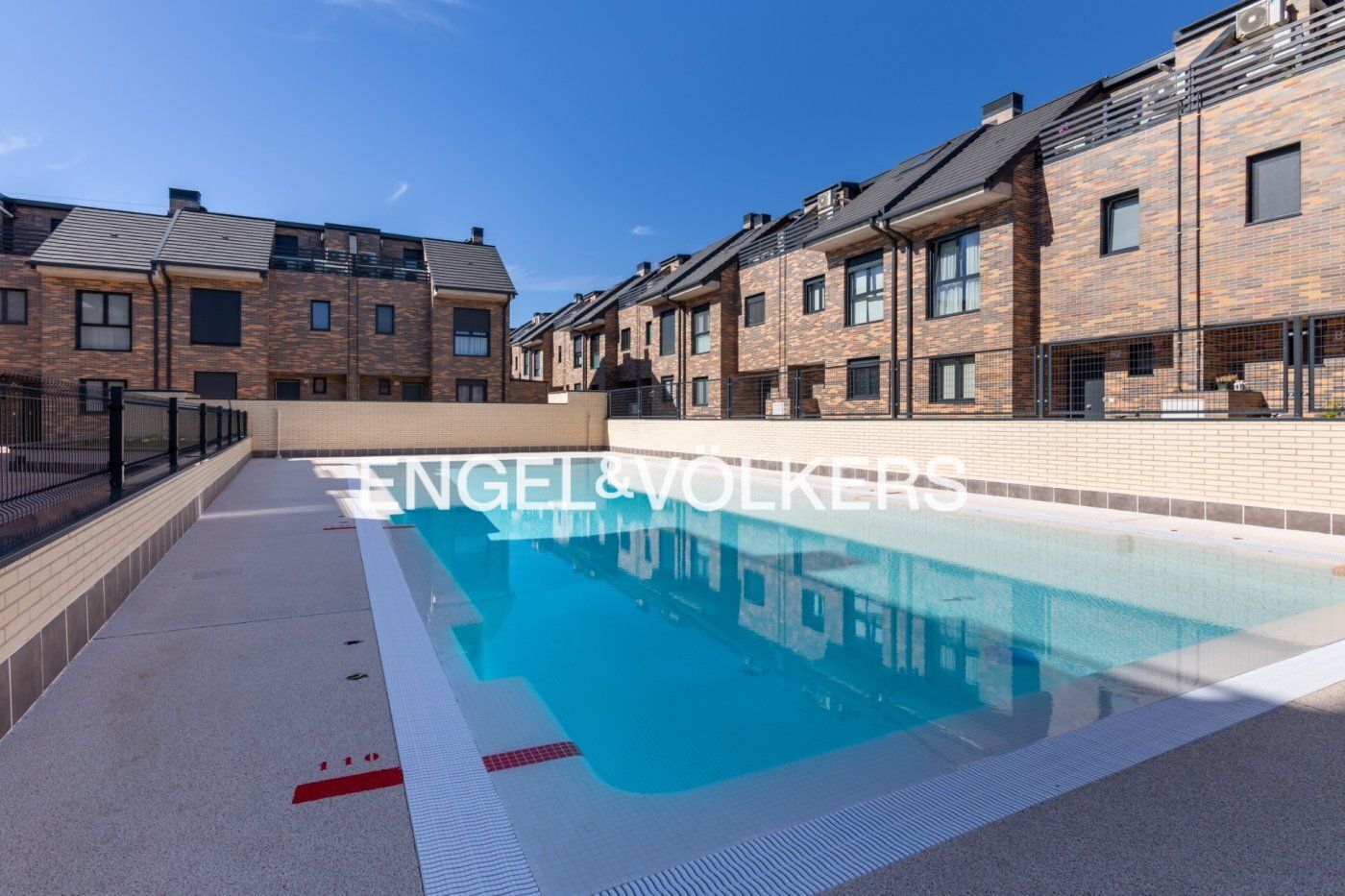 Swimming pool of House or chalet to rent in Tres Cantos  with Heating