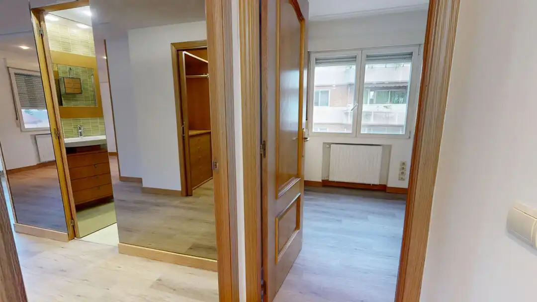 Wohnung zur Miete in Majadahonda mit Klimaanlage, Heizung und Privatgarten
