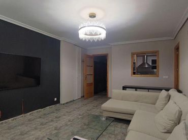 Flat with lift to rent in Avenida de la Paz
