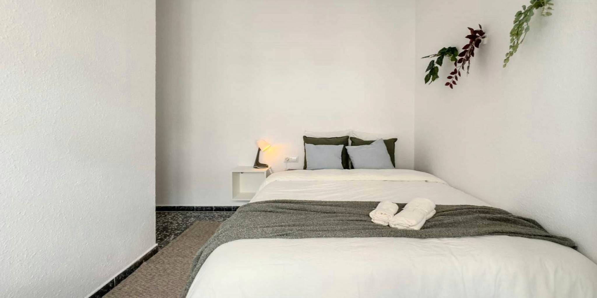 Dormitori de Pis per a compartir en  Barcelona Capital amb Moblat i Rentadora