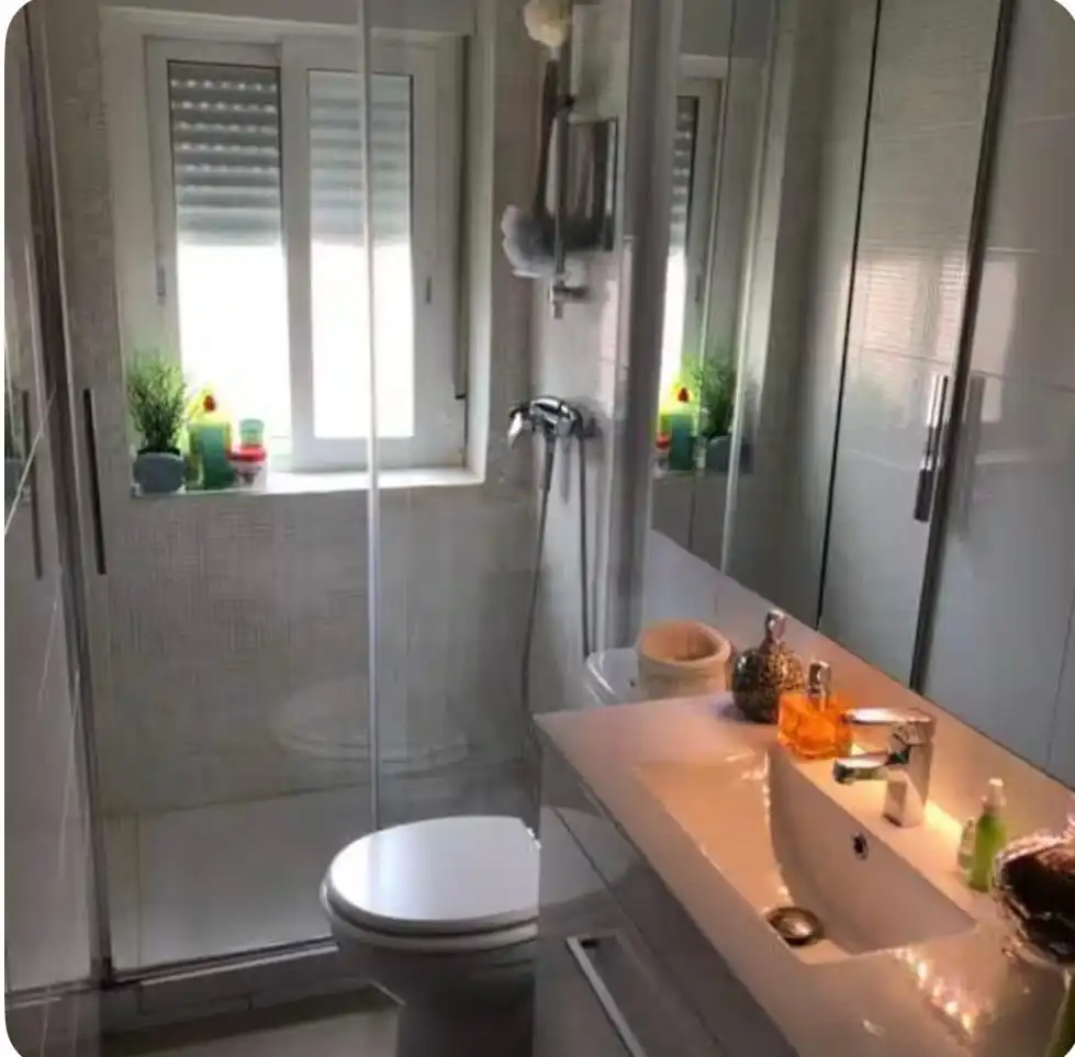 Baño de Piso en venta en Madrid con Aire acondicionado, Calefacción y Horno
