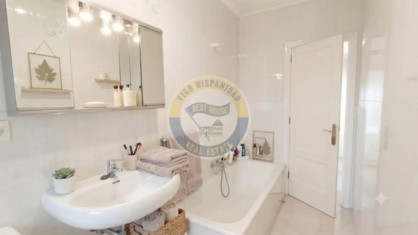 Baño de Casa o chalet en venta en Vigo  con Calefacción y Amueblado