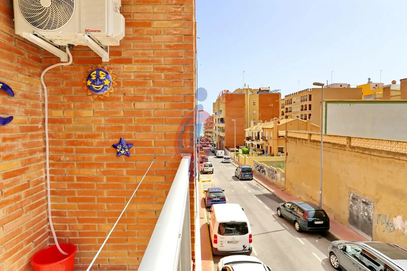 Vista exterior de Apartament de lloguer en Guardamar del Segura amb Aire condicionat, Calefacció i Moblat