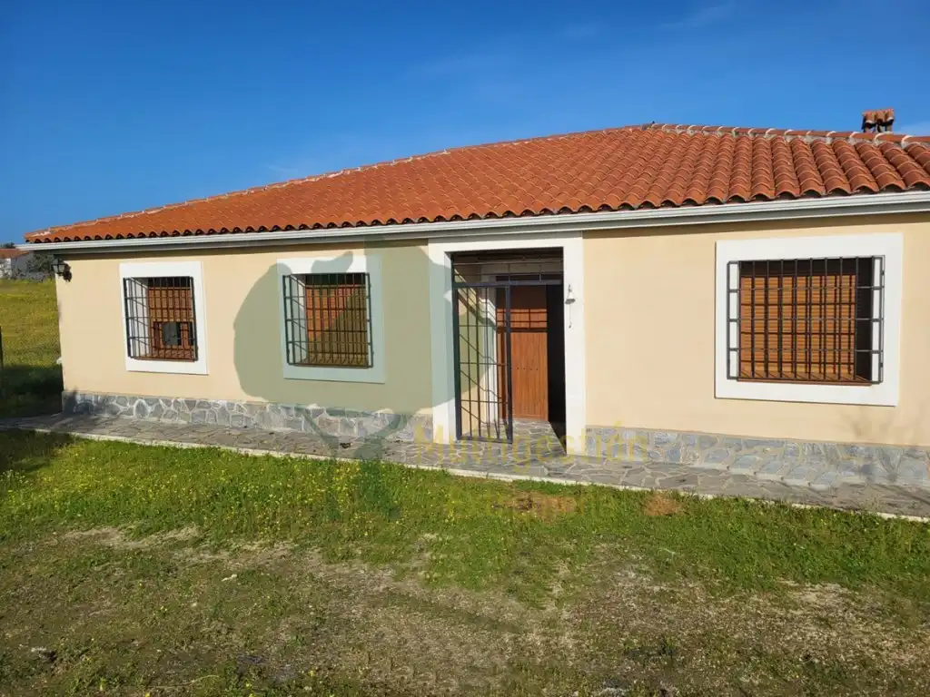 Vista exterior de Finca rústica en venta en Arroyo de la Luz