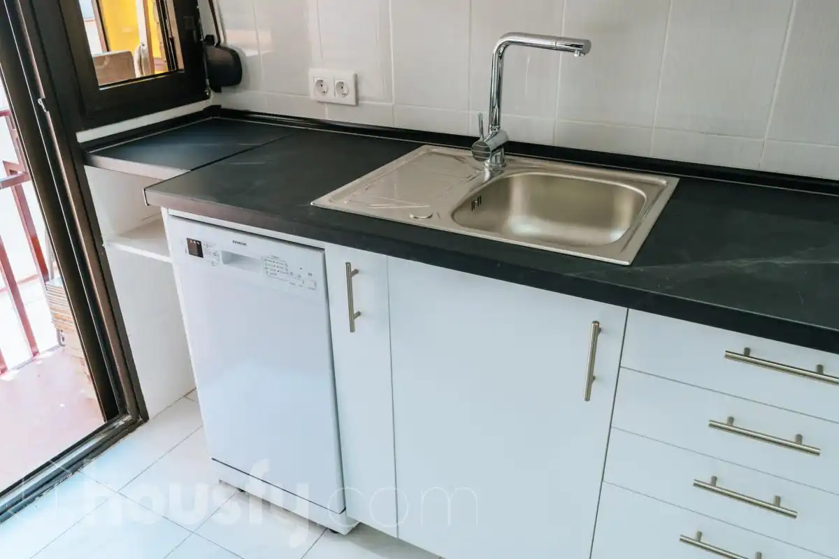 Kitchen of Flat for rent in Madrid  with Heating, Terrace and Furnished
