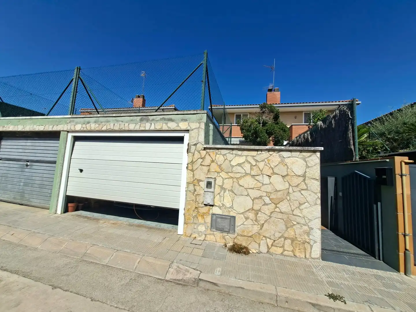 Casa amb terrassa en venda a Passatge Sant Pere 12, imagen 5