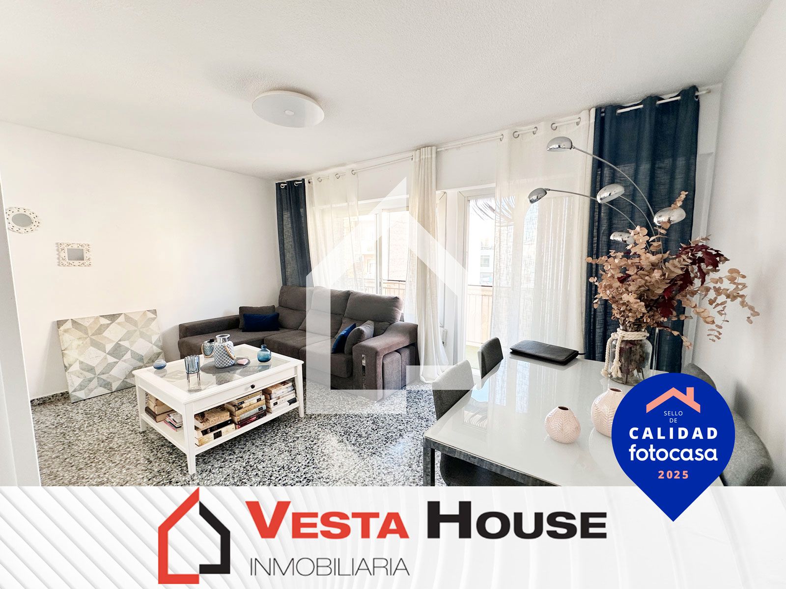 Exterior view of Flat for sale in San Vicente del Raspeig / Sant Vicent del Raspeig  with Balcony