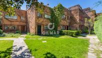 Garden of Single-family semi-detached for sale in  Madrid Capital  with Swimming Pool