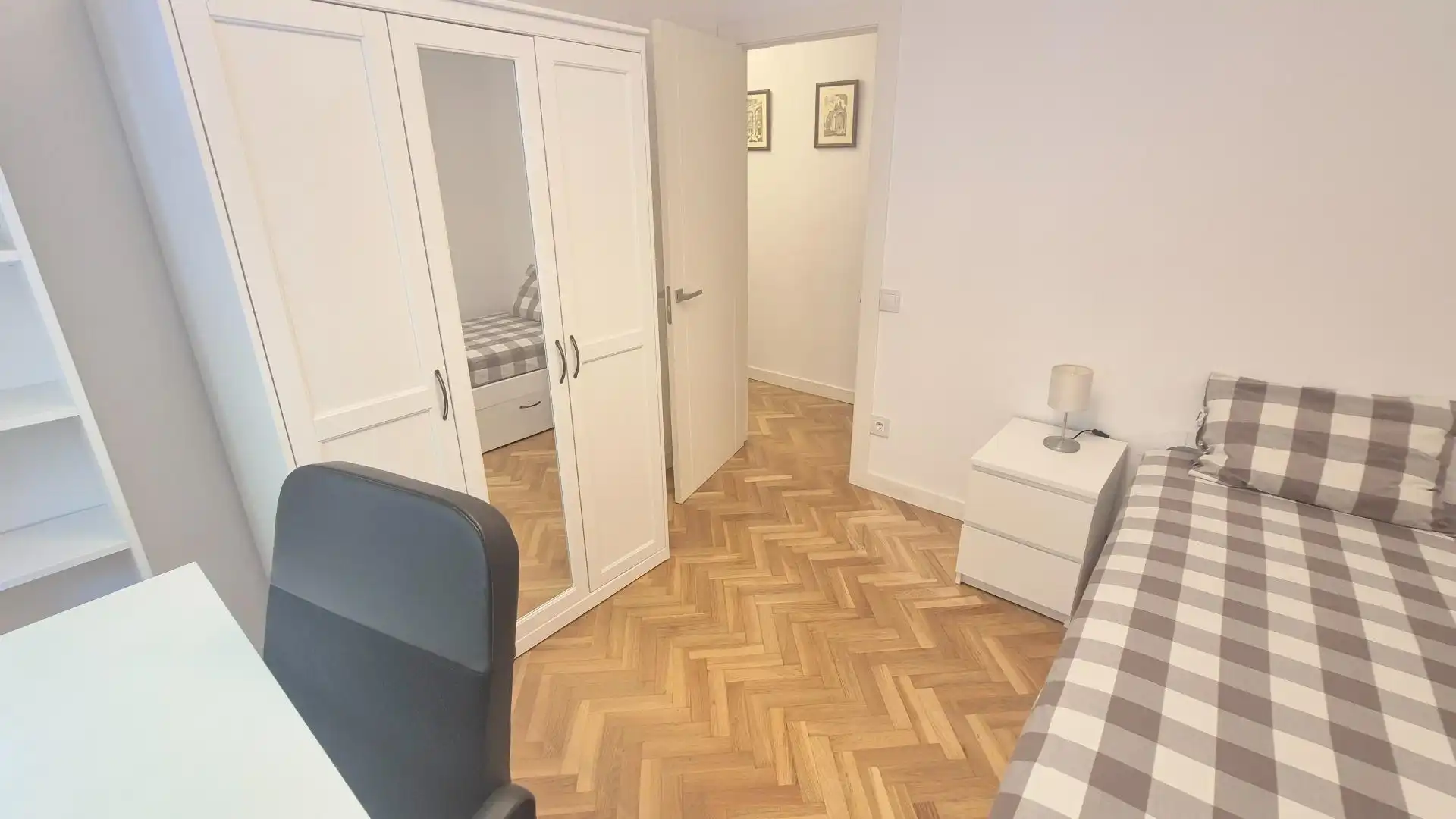 Habitación de Piso de alquiler en Salamanca con Calefacción, Parquet y Amueblado