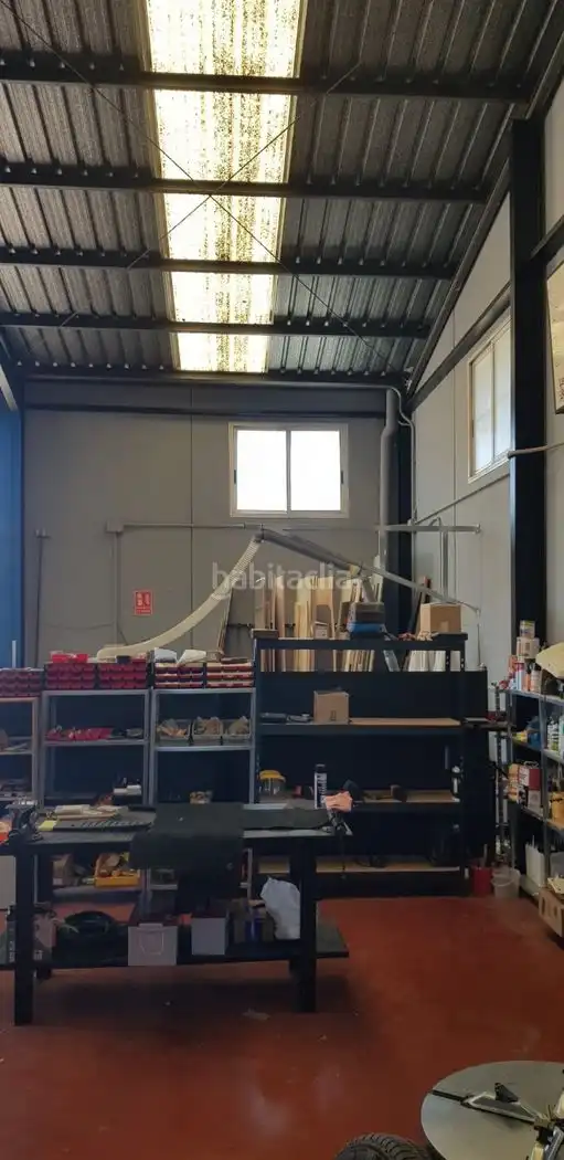 Nave industrial in affitto a Carril del Mendrugo 3