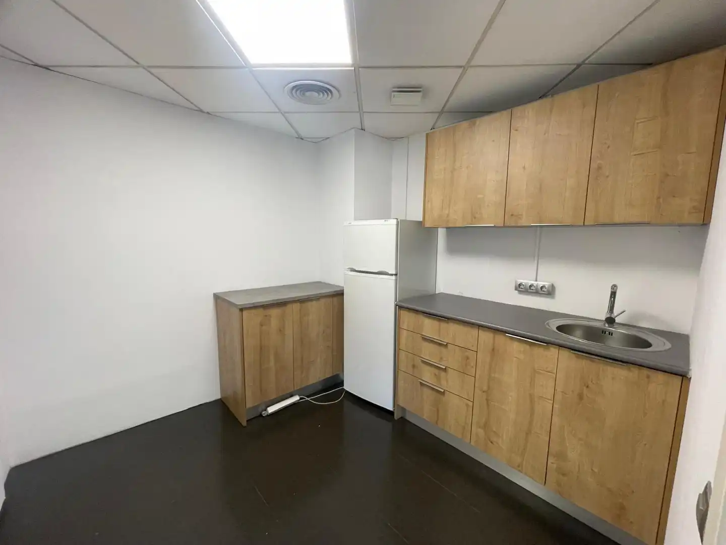 Küche von Büro zur Miete in Barcelona