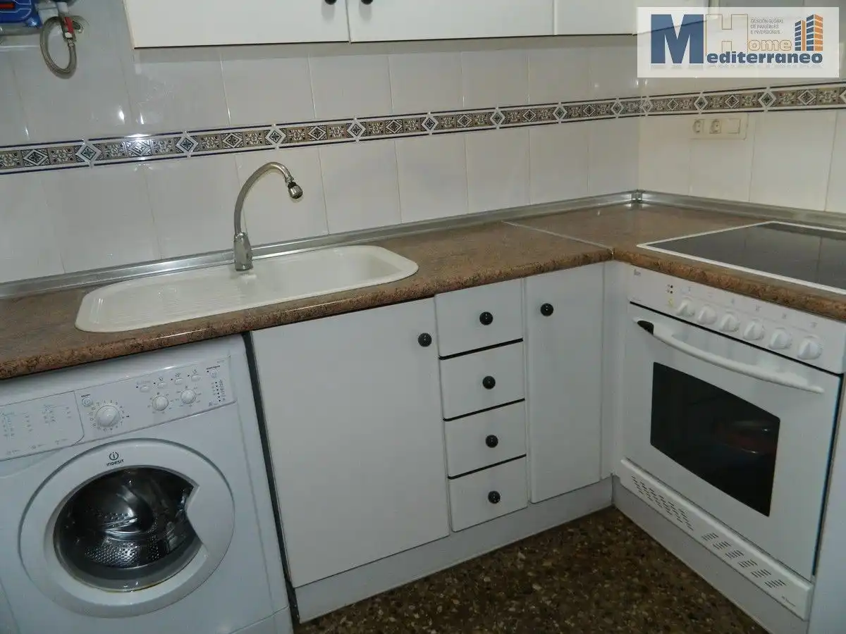 Cuina de Apartament de lloguer en Canet d'En Berenguer amb Aire condicionat, Calefacció i Terrassa