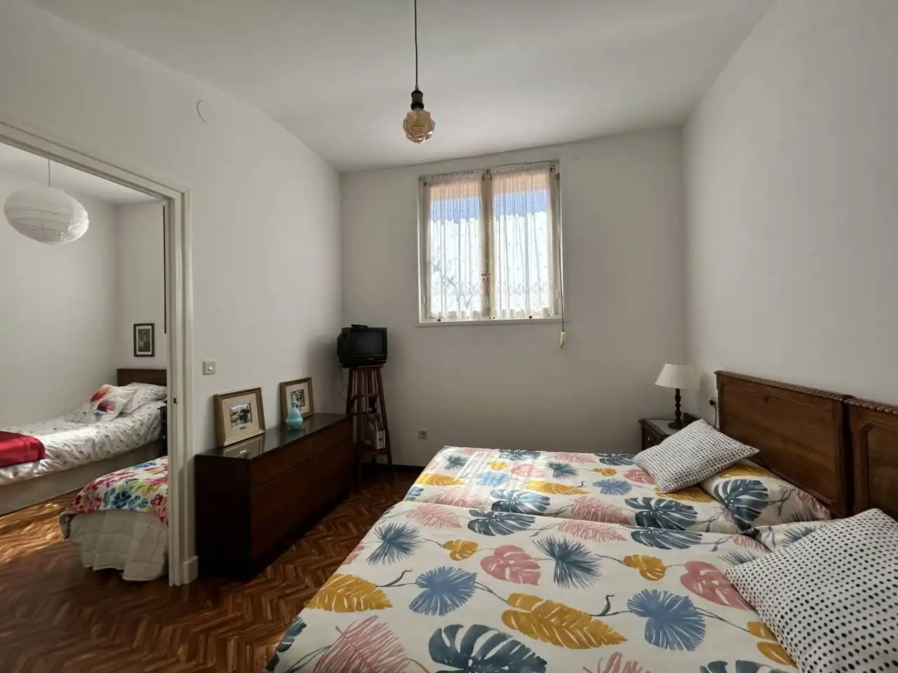 Schlafzimmer von Haus oder Chalet zum Verkauf in Llanes mit Heizung, Privatgarten und Terrasse