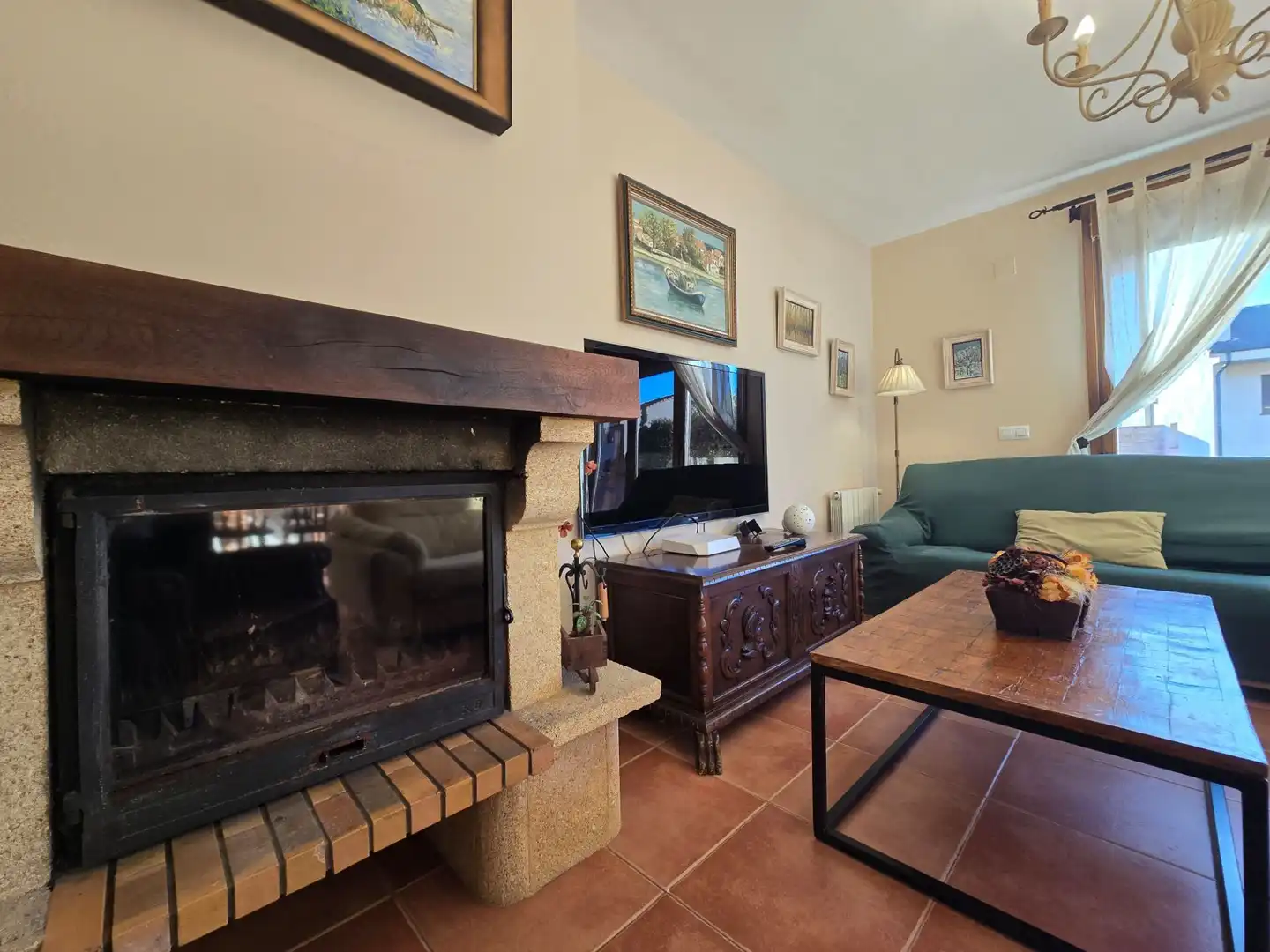 Sala de estar de Casa o chalet en venta en Llanes con Calefacción y Terraza