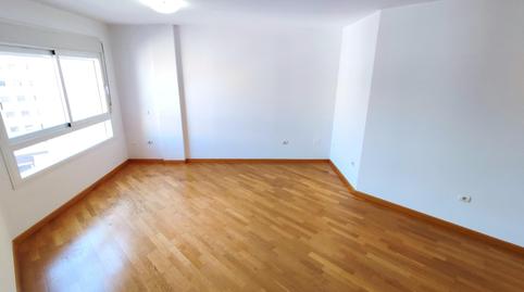 Foto 4 de Pis en venda a Calle Lili Álvarez, Martín Carpena - Torre del Río, Málaga