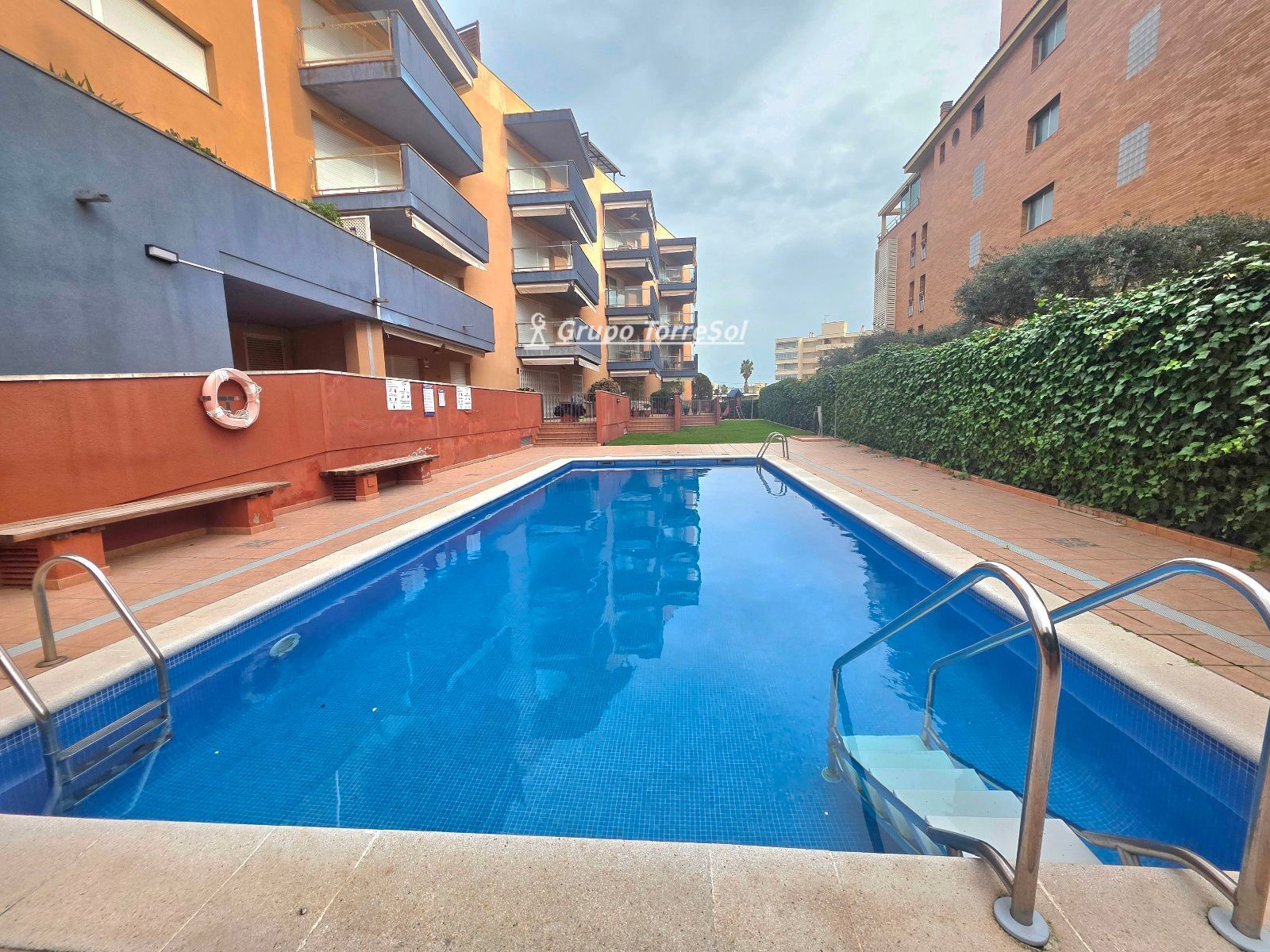 Schwimmbecken von Maisonette zum Verkauf in Torredembarra mit Klimaanlage, Heizung und Terrasse