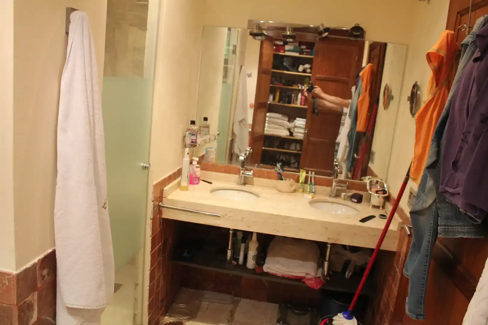 Baño de Piso en venta en  Sevilla Capital con Aire acondicionado y Piscina