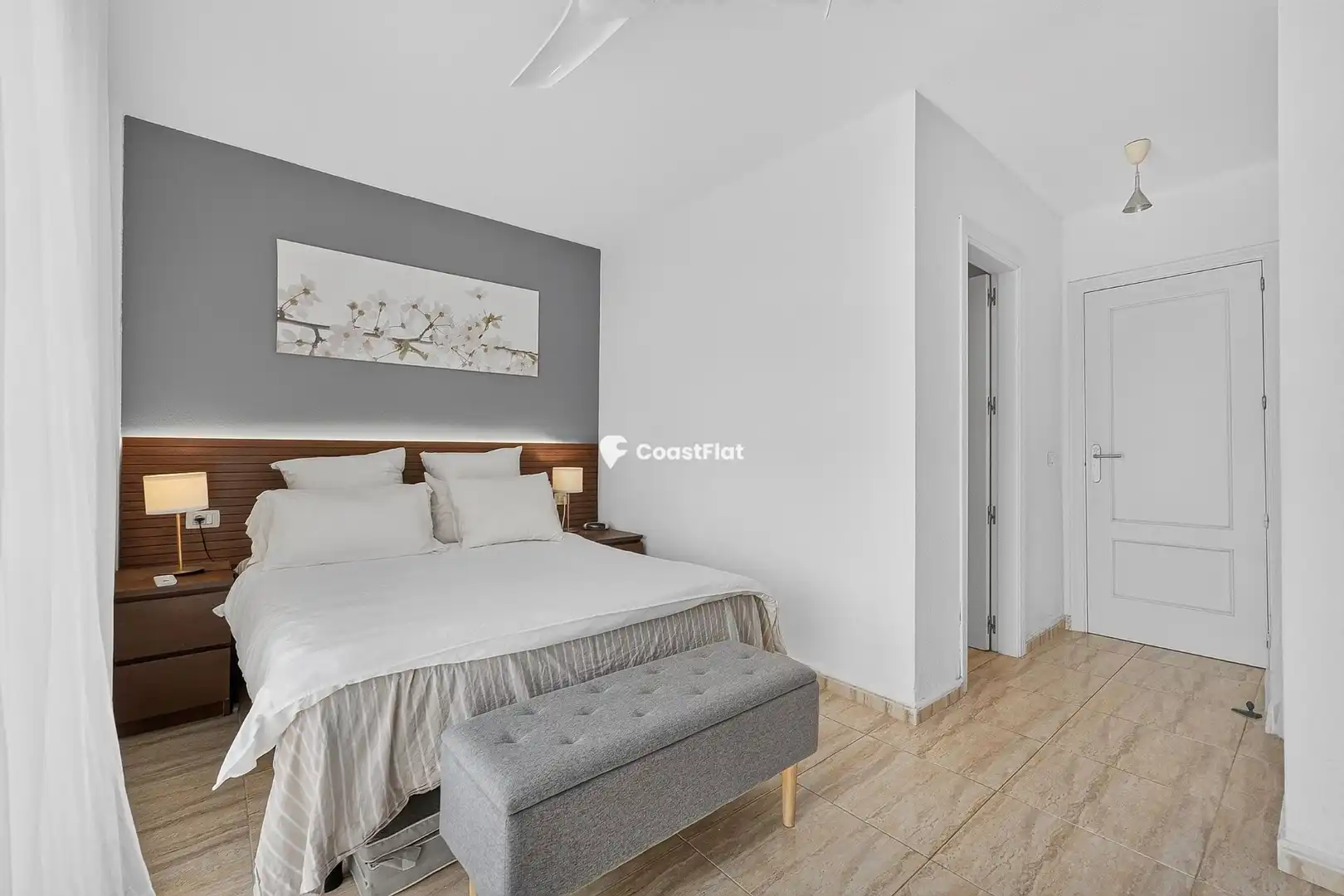 Habitación de Dúplex en venta en Granadilla de Abona con Terraza y Piscina comunitaria