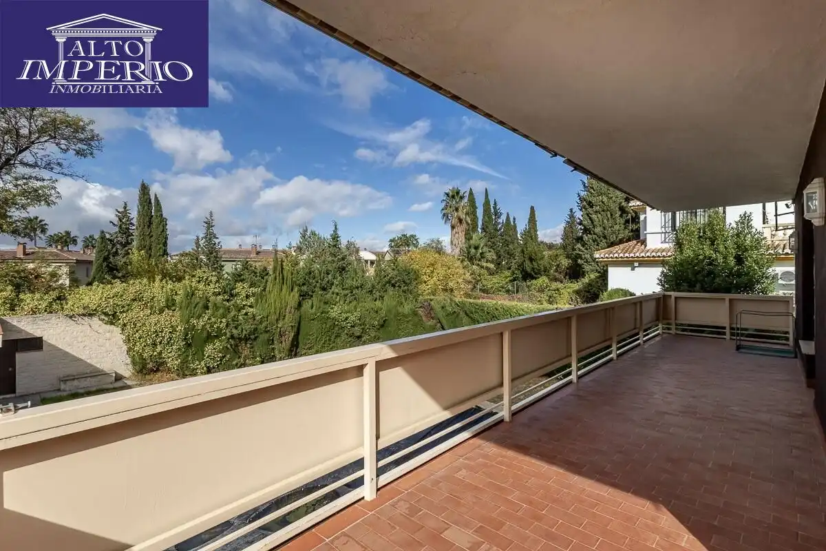 Casa con terrazza in vendita a Avenida HUETOR VEGA, imagen 7