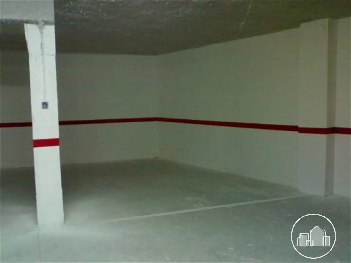 Parking de Piso en venta en Medina de Pomar con Calefacción y Trastero