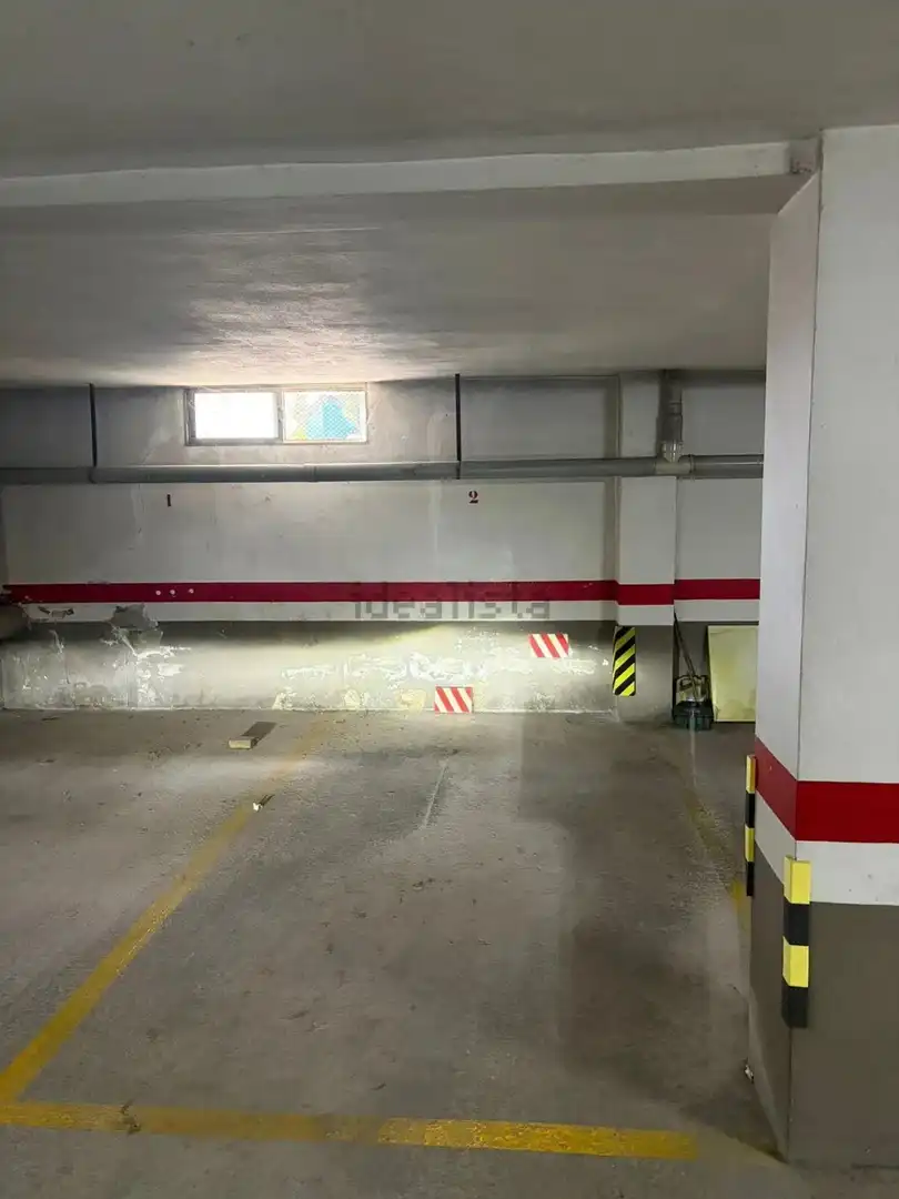Aparcament de Pis en venda en Valencia amb Terrassa, Moblat i Balcó