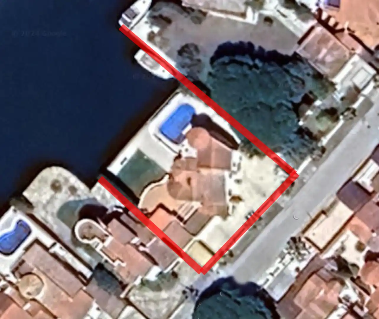 Casa con piscina en venta en cap-ras 54