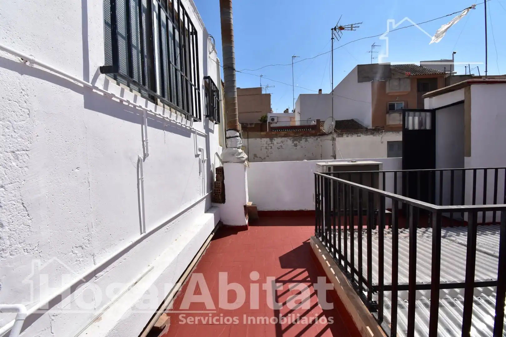 Vista exterior de Piso en venta en Catarroja con Aire acondicionado, Calefacción y Terraza